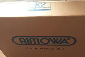迟到八个月的开箱：Rimowa 日默瓦 Topas Trolley 52 拉杆箱图片