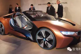 将电子屏安装到底，宝马加入无反光镜汽车俱乐部图片