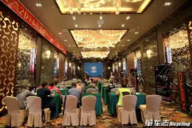 XERO鑫元鸿MACH闪刃碳纤轮组闪亮发布图片