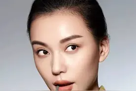 美容帮 | 3招丰唇 不用嘟嘟嘴就有嘟嘟唇图片