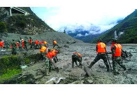 云南兰坪"4·22"泥石流灾害追踪 找到一名失联人员遗体图片