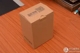 #本站首晒# 一个很好的桌面小助手 — Q版钢铁侠手办支架图片