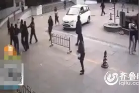 山东省立医院保安制止乱停车被揍 病人家属也很委屈图片