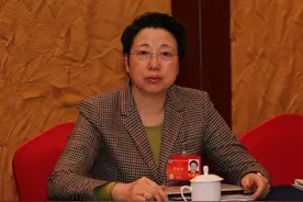 李秀华再次呼吁：授予护士独立执业的权利图片