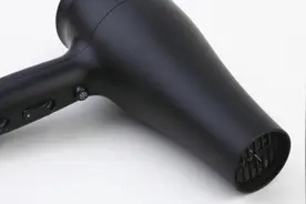 细数电吹风治病疗效 电吹风竟然能治脚汗图片