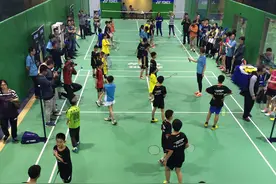 申城业余联赛现高潮 朱琳：助羽毛球整体发展图片