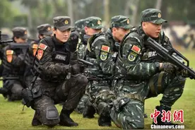 武警特战题材电视剧《利刃出击》在厦门开机图片