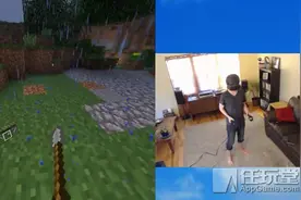 国外小哥体验VR版《我的世界》 身体力行来挖矿图片