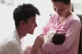 甜馨出生的视频，初为父母的李小璐贾乃亮，那时的他们多么幸福