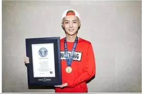 十项全萌的鹿晗今天26岁生日，他到底为什么那么红？图片