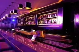 让王思聪一晚上消费250万的KTV长什么样？视频封面