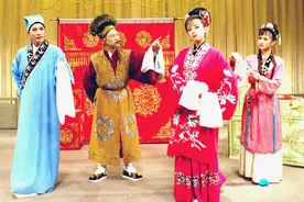 传统吕剧《姊妹易嫁》温情上演 五一慰问济南劳动者图片