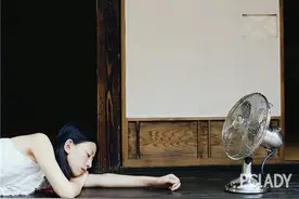 朋友闺蜜订婚礼物送什么好图片