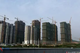 住宅土地使用权到期后咋办？ 深圳规定这类情况可免费续期图片