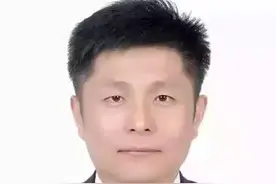 文书打印错误，该不该处理这名法官？图片