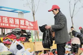 义工陈纪梁：除了工作 我的时间都给了“公益”图片