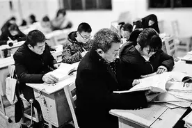 晚自习，我的同桌是老爸图片