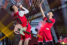 《天籁2》最后选拔 杨坤张杰谁将助选手一臂之力图片