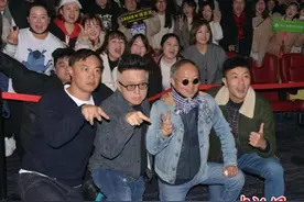片中摘假发现“地中海” 陈奕迅“否认”：哪有这场戏图片