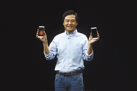 小米7年：“发烧友”雷军的“逆袭”与“妥协”图片