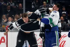 （体育·专题）（8）冬奥会项目介绍——冰球图片