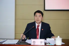 李龙：爱岗敬业 用良心和责任干事图片