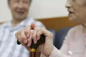 徐州市出台养老护理岗入职奖励政策，待遇优厚！图片