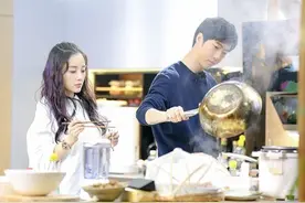 《青春旅社》李小璐常远重现《同桌的你》图片