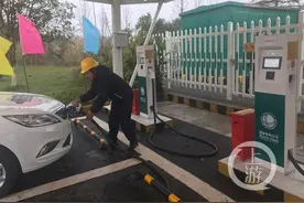 重庆高速公路充电服务网络竣工投运 驾电动车可达北上广图片