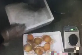 男子不嫌快递费贵，坚持寄7只橘子去千里外，这个事情不简单啊……图片