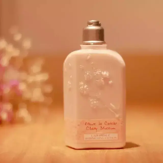 爽身粉和身体乳的区别