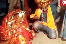印男子朋友婚礼上遭绑架被迫与陌生女子成婚视频封面