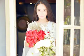 冉莹颖为邹市明付出良多，曾经是央视知名主持人！视频封面