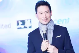 张学友周华健吕方《假正经》现场版，最爱学友歌