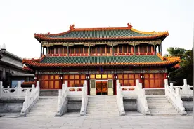 紫光阁地沟油”上热搜背后：有公司称帮进前三每小时10万