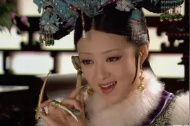 看了这么多的宫斗剧，你知道后宫娘娘们为什么要戴指甲套吗？图片