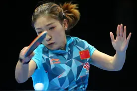 国际乒联亚洲杯女单1/4决赛：刘诗雯Vs伊藤美诚图片