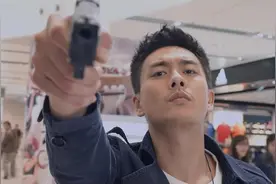 电梯上的眼镜猥琐男，时间这么短就被抓，就是这么快视频封面