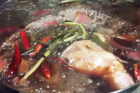 教你在家轻易做出美味万能卤水，20分钟做好，超简单，可重复使用视频封面