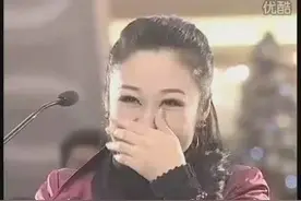奇葩大叔模仿杰克逊，女评委笑得妆都花了！太摄人心魂，笑喷了！图片