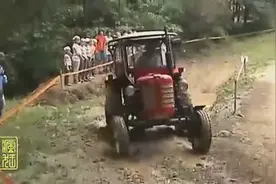 拖拉机也疯狂：自制拖拉机越野大赛图片