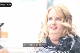 美女装扮成胖女生去约会，看看男生的反应......视频封面