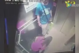 电梯当厕所？女子电梯内毫不避讳的小便 让人震惊图片