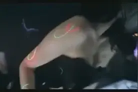 黄渤10块钱打赏KTV陪唱女郎，遭无情鄙视拒绝，满脸尴尬啊！视频封面