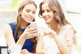 原来微信上删除和拉黑是不同的，看完真要反省了，别傻傻分不清楚视频封面