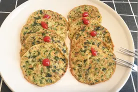 菠菜最好吃的做法，解决了孩子不爱吃饭的困扰，太不可思议了！视频封面