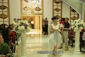 因为婚礼筹备期间繁杂、意见不同导致分手的人呢，其实可以这样办