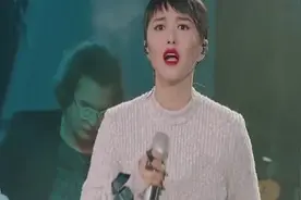 谭维维纪念好友姚贝娜演唱《也许明天》热泪盈眶，愿天堂没有病痛视频封面
