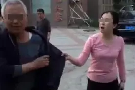 夜间停车场老汉划车被女车主抓现行？图片