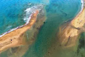 尽享大西洋的新鲜空气和煦阳光，航拍富埃特文图拉岛视频封面